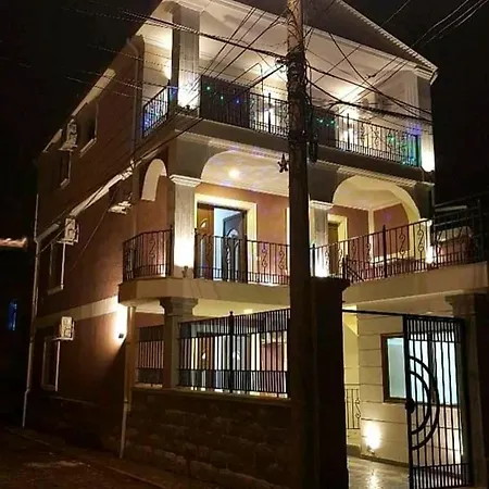 Leo Lux Bed & Breakfast