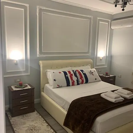 Bed & Breakfast Leo Lux Korce