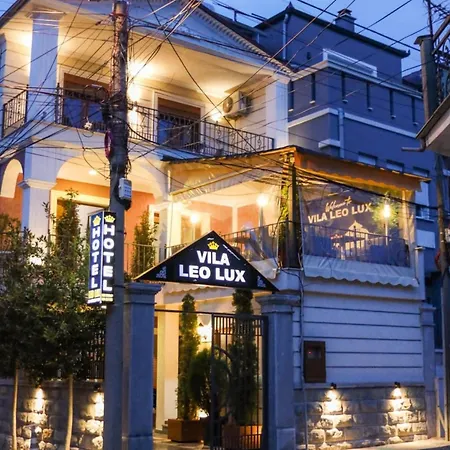 Leo Lux Couette-café 3*
