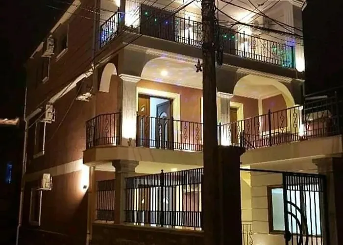 Leo Lux 住宿加早餐酒店